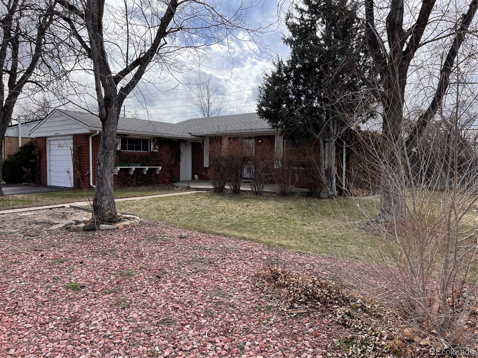 1071 s holly street, Denver sold home. Closed on 2024-02-20 for $525,000.