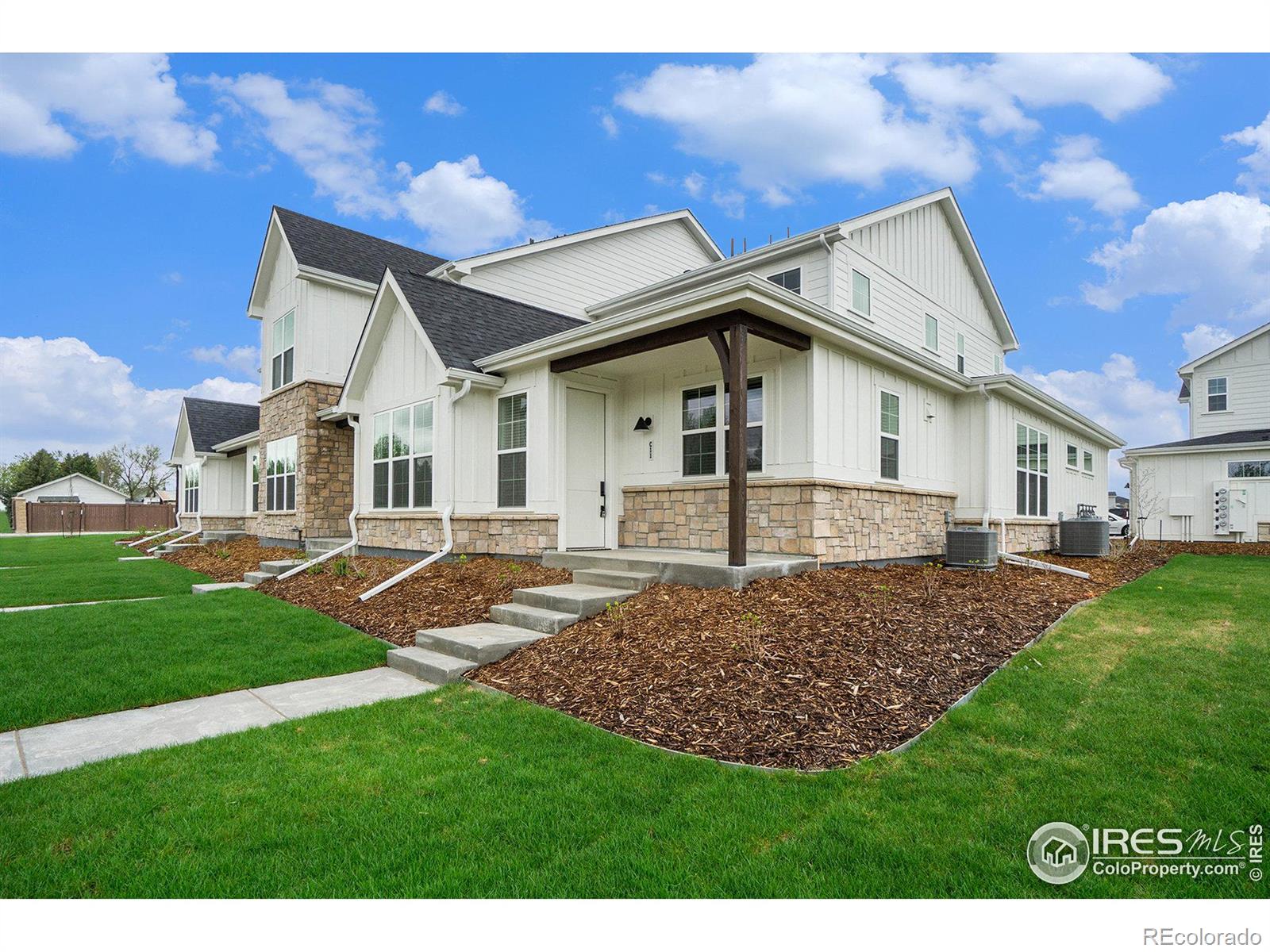 3045 E Trilby Road, fort collins MLS: 4567891000802 Beds: 3 Baths: 3 Price: $625,650