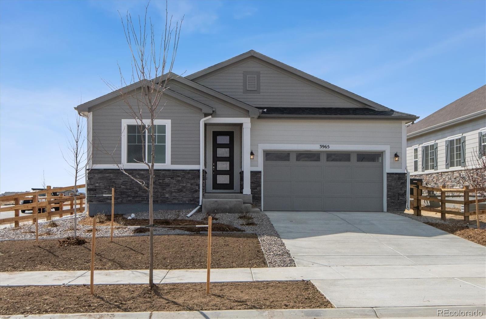 3965 N Irvington Street, aurora MLS: 4591743 Beds: 5 Baths: 3 Price: $677,950