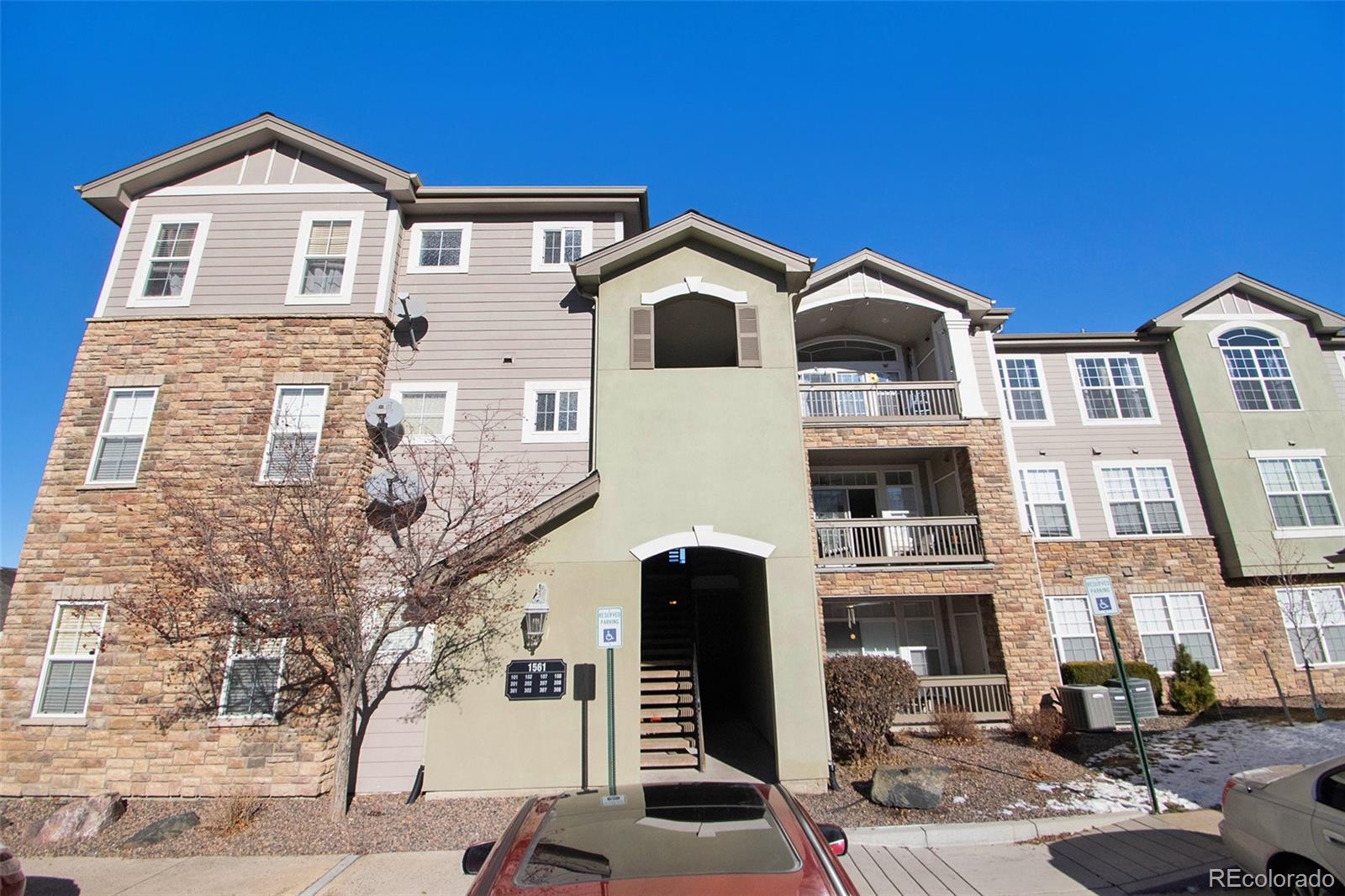 1561  Olympia Circle 301, Castle Rock  MLS: 5768172 Beds: 2 Baths: 2 Price: $365,000