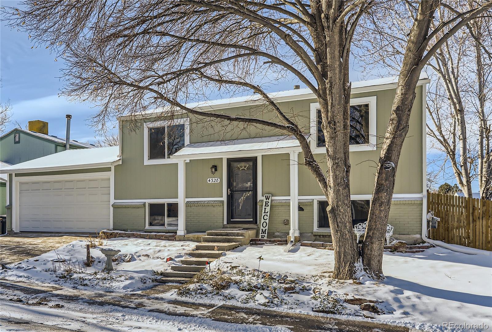 4328 s eagle circle, Aurora sold home. Closed on 2024-02-23 for $485,000.