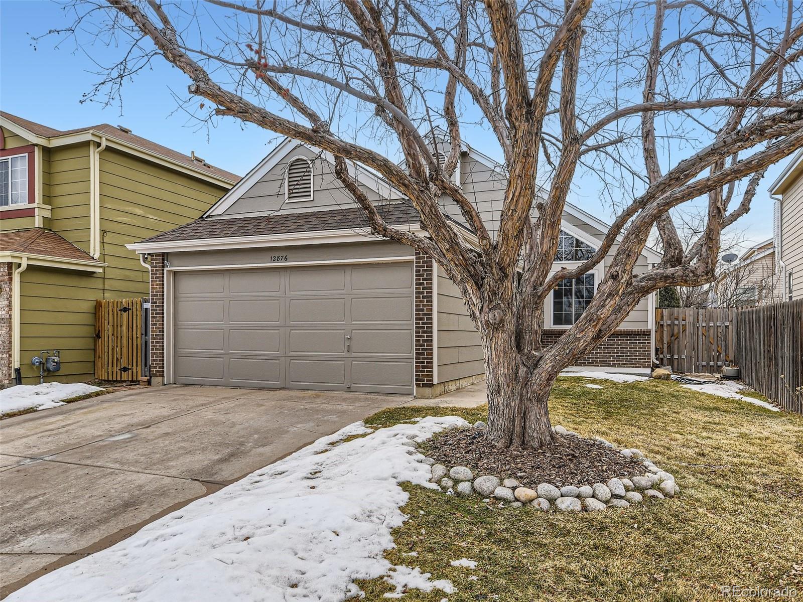 12876 w cross drive, littleton sold home. Closed on 2024-02-28 for $550,000.
