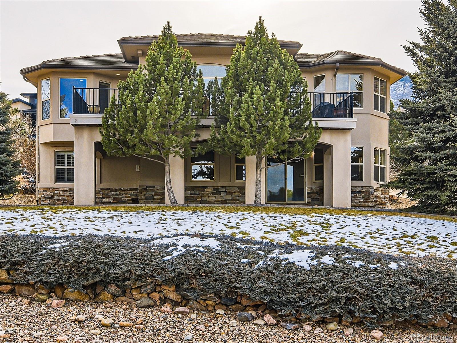 11162 w mesa run, Littleton sold home. Closed on 2024-02-09 for $1,175,000.