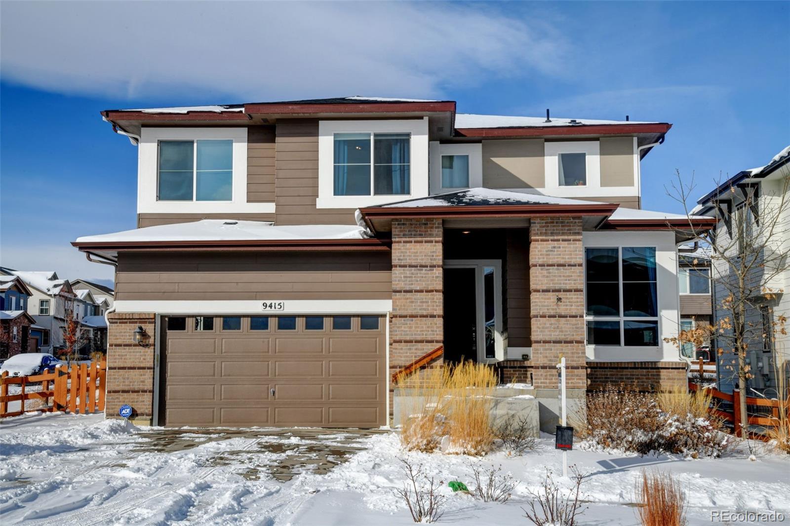 9415  Joyce Way, arvada MLS: 2025025 Beds: 3 Baths: 3 Price: $700,000