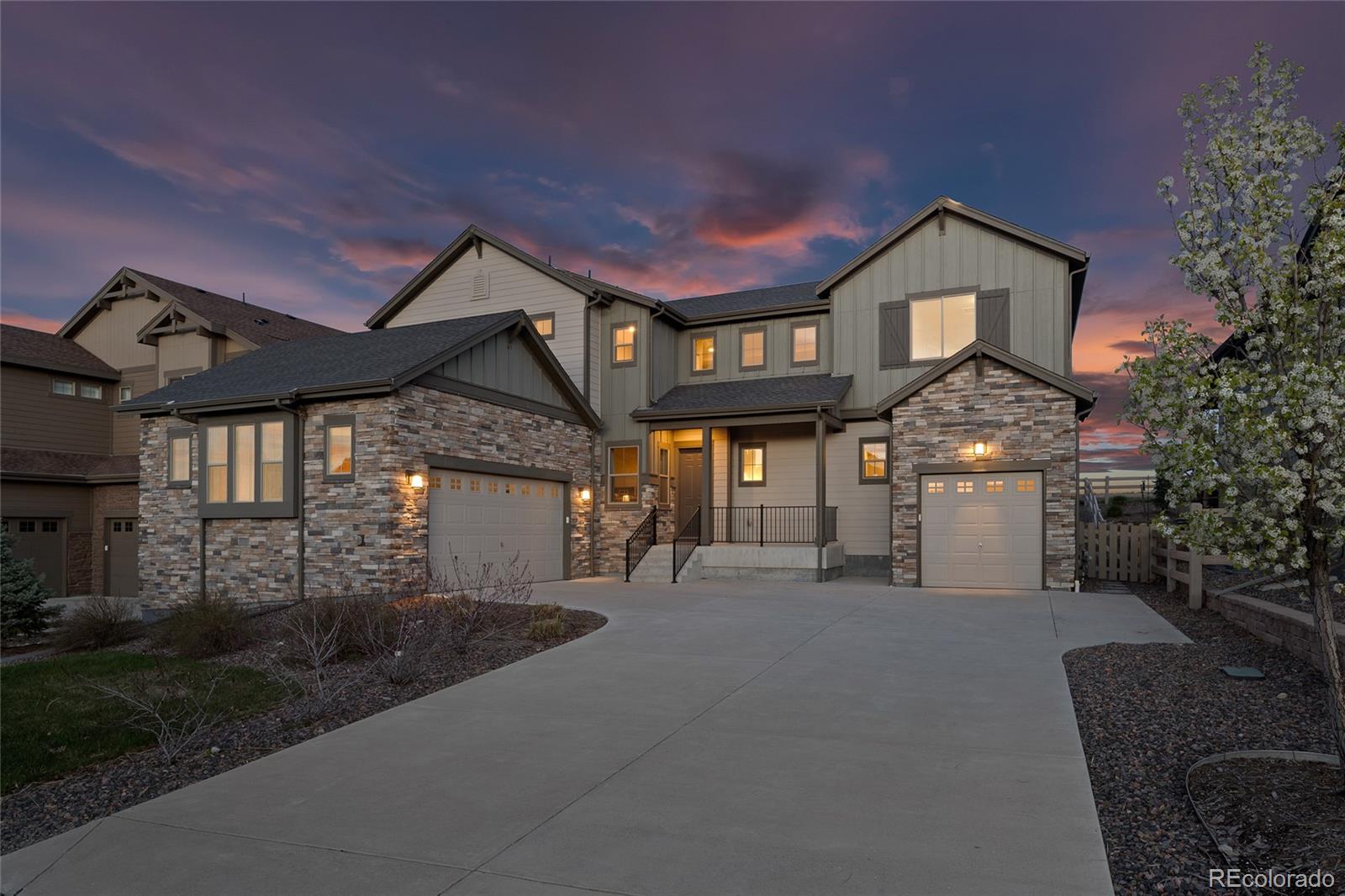 9556  Williamsburg Street, littleton MLS: 3490354 Beds: 4 Baths: 5 Price: $998,000