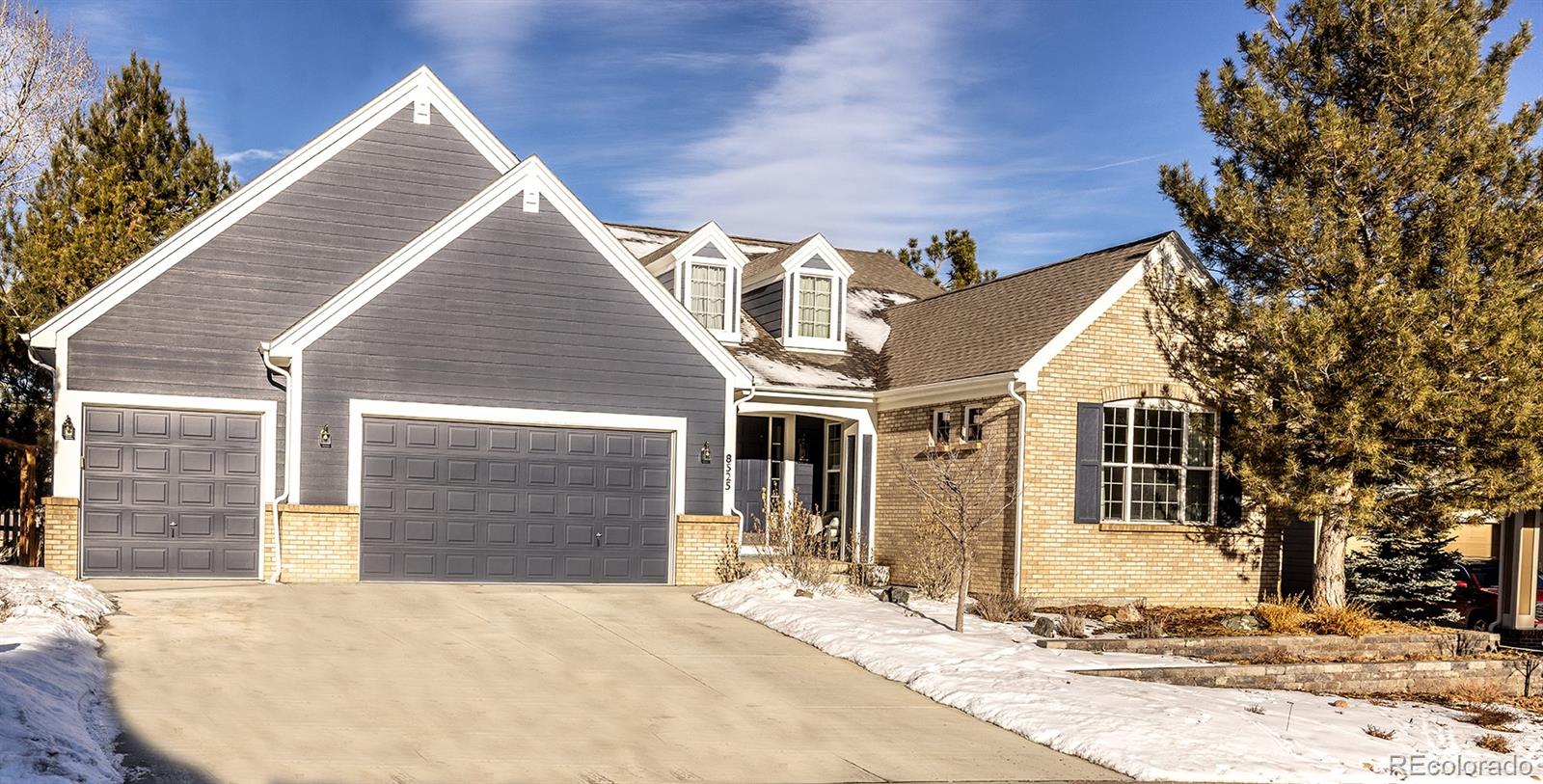 8525  Winter Berry Drive, castle pines MLS: 2670837 Beds: 4 Baths: 3 Price: $1,100,000