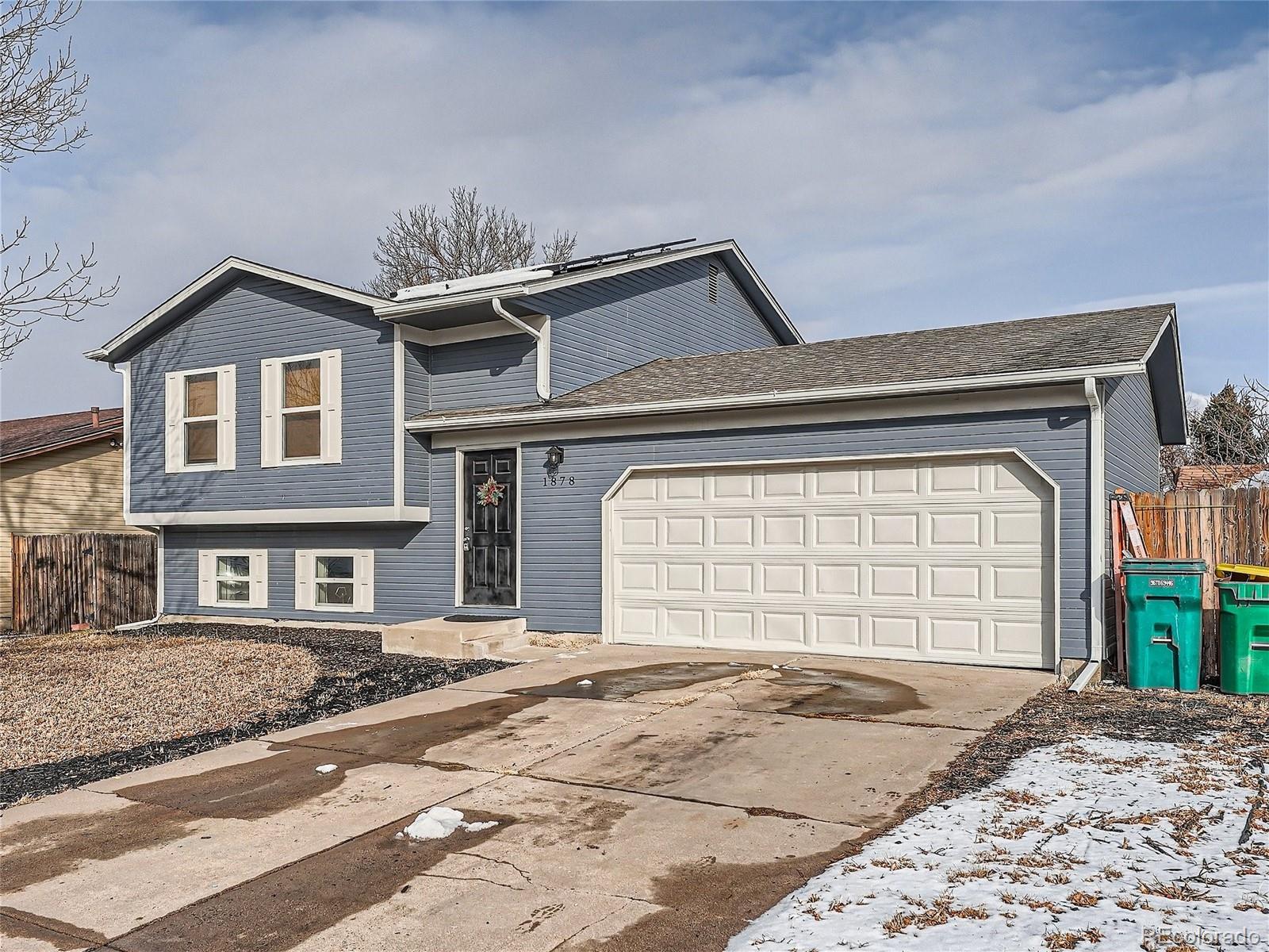 1878 S Fundy Way, aurora MLS: 7493304 Beds: 4 Baths: 2 Price: $475,000