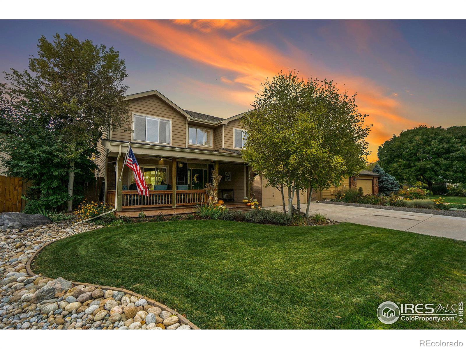 2709  Stonehaven Drive, fort collins MLS: 4567891001806 Beds: 5 Baths: 4 Price: $740,000