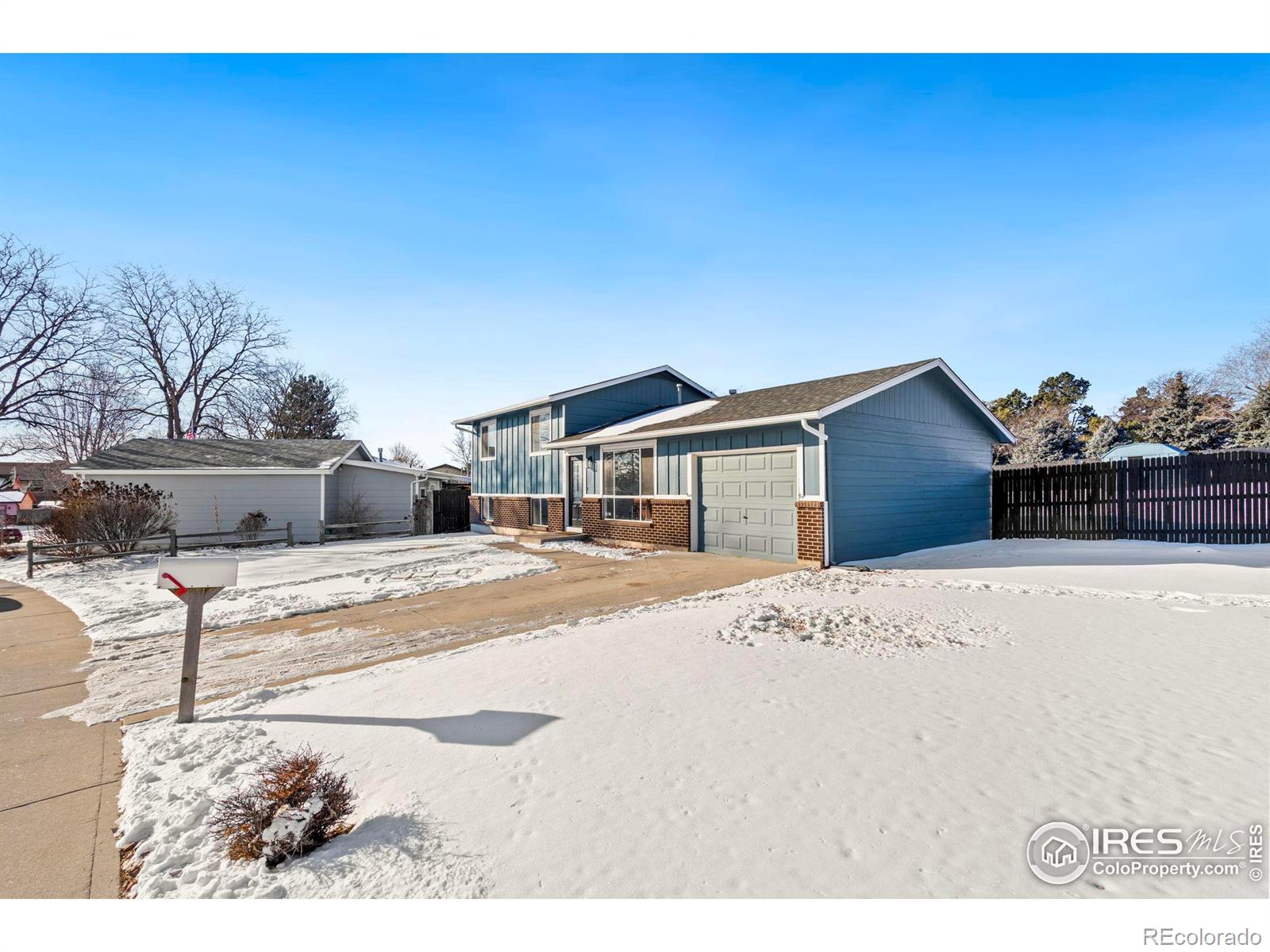 1939  34th avenue, Greeley sold home. Closed on 2024-02-16 for $370,000.