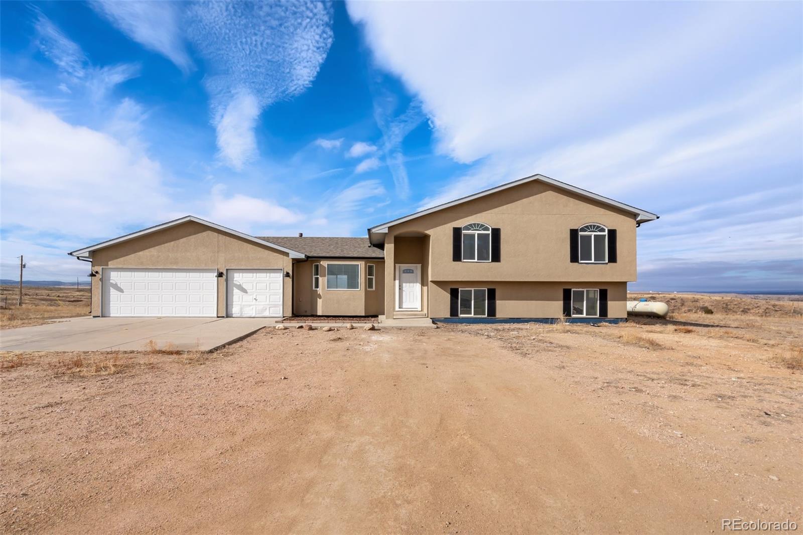 7662  donner pass view, Fountain sold home. Closed on 2024-05-20 for $540,000.