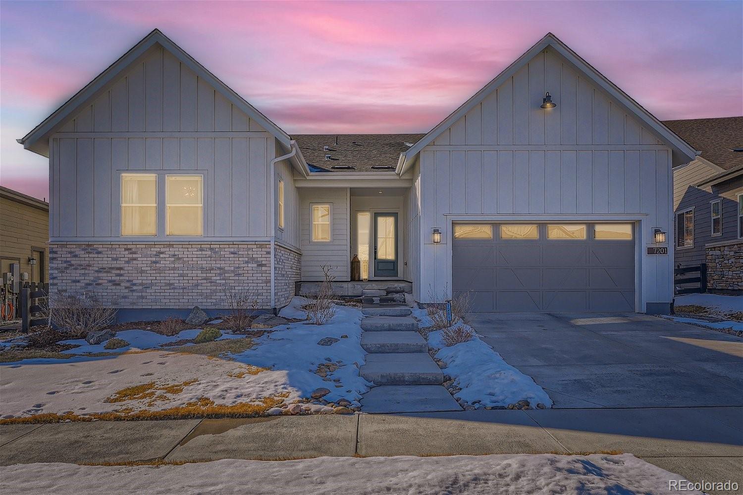 7201  Bellcove Trail, castle pines MLS: 8837049 Beds: 3 Baths: 3 Price: $1,195,000