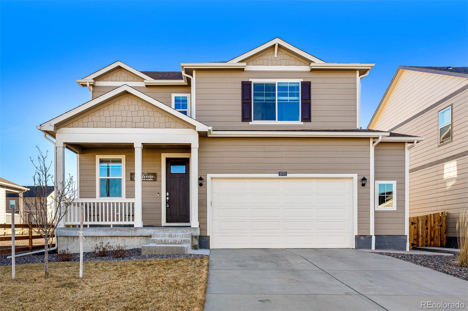 2372  Mountain Sky Drive, fort lupton MLS: 5466744 Beds: 3 Baths: 3 Price: $480,000