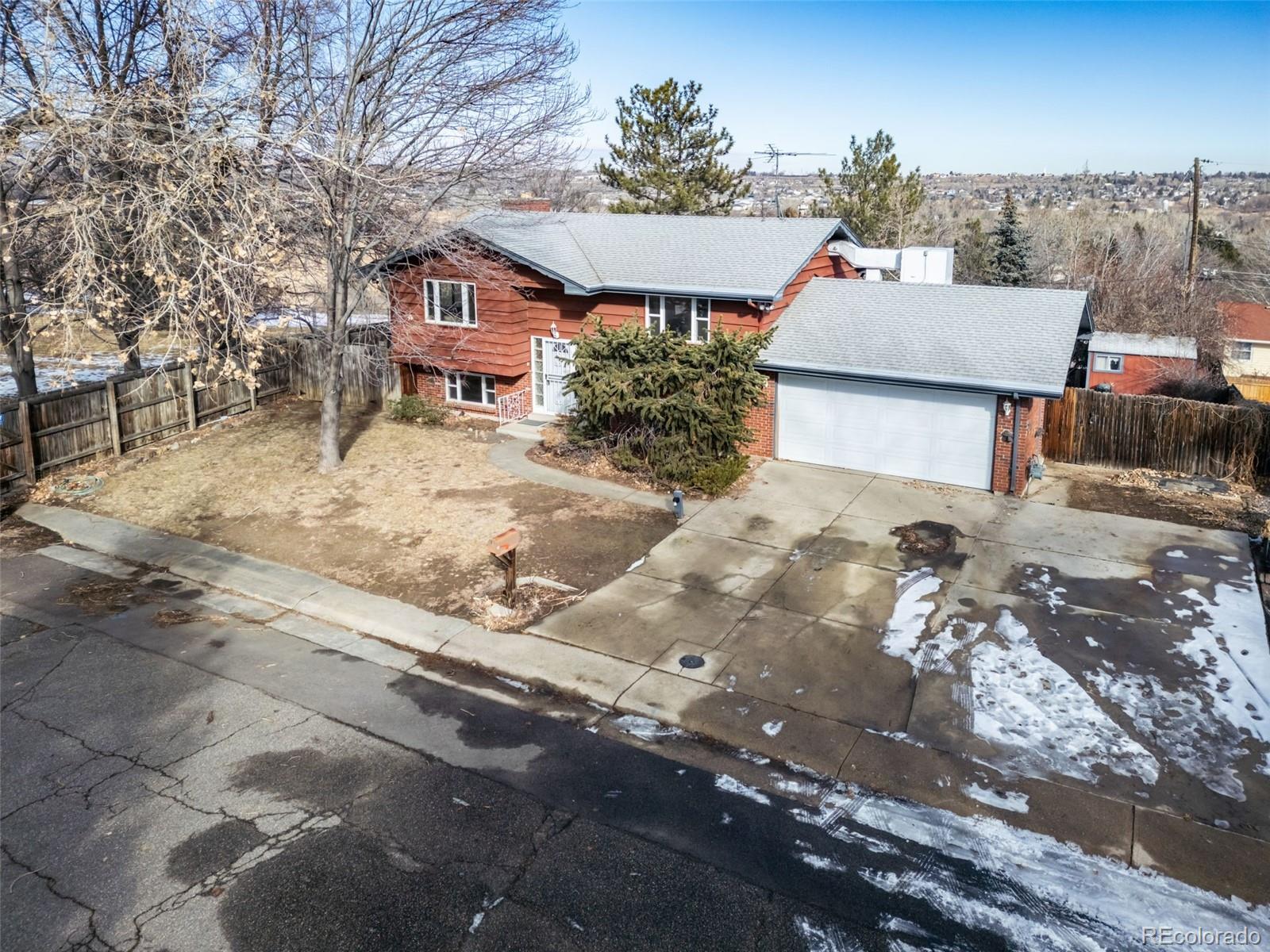 12477 w 67th avenue, Arvada sold home. Closed on 2024-02-16 for $550,000.