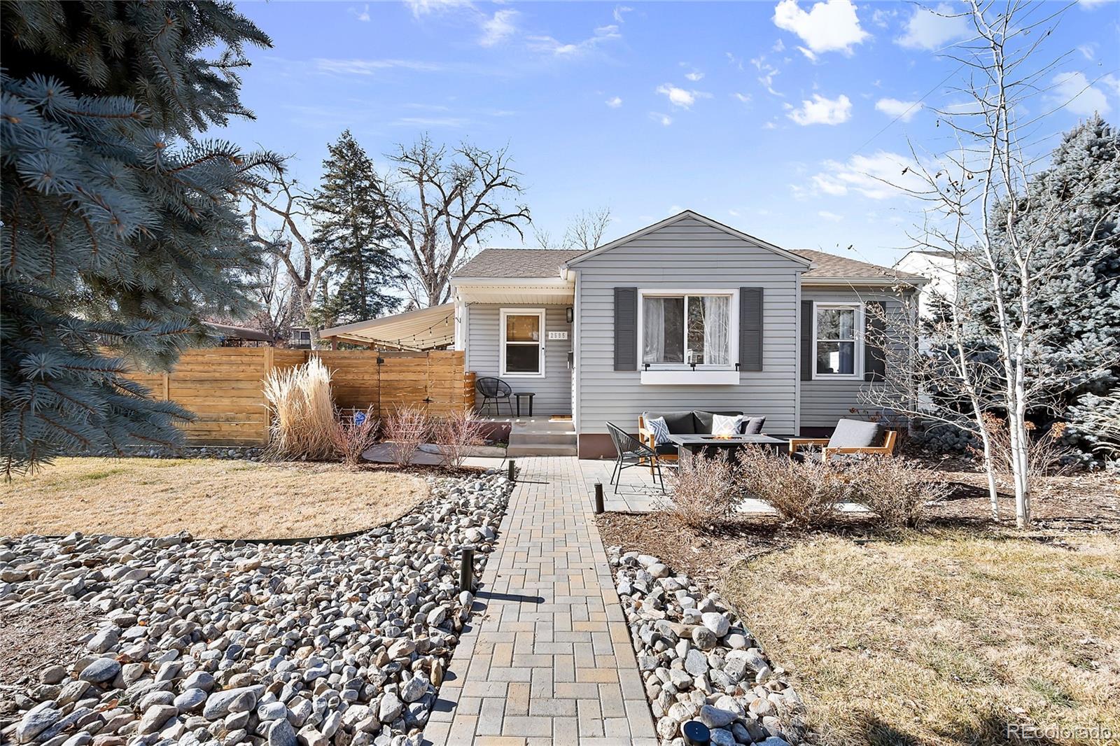 2595 s washington street, Denver sold home. Closed on 2024-03-13 for $725,000.