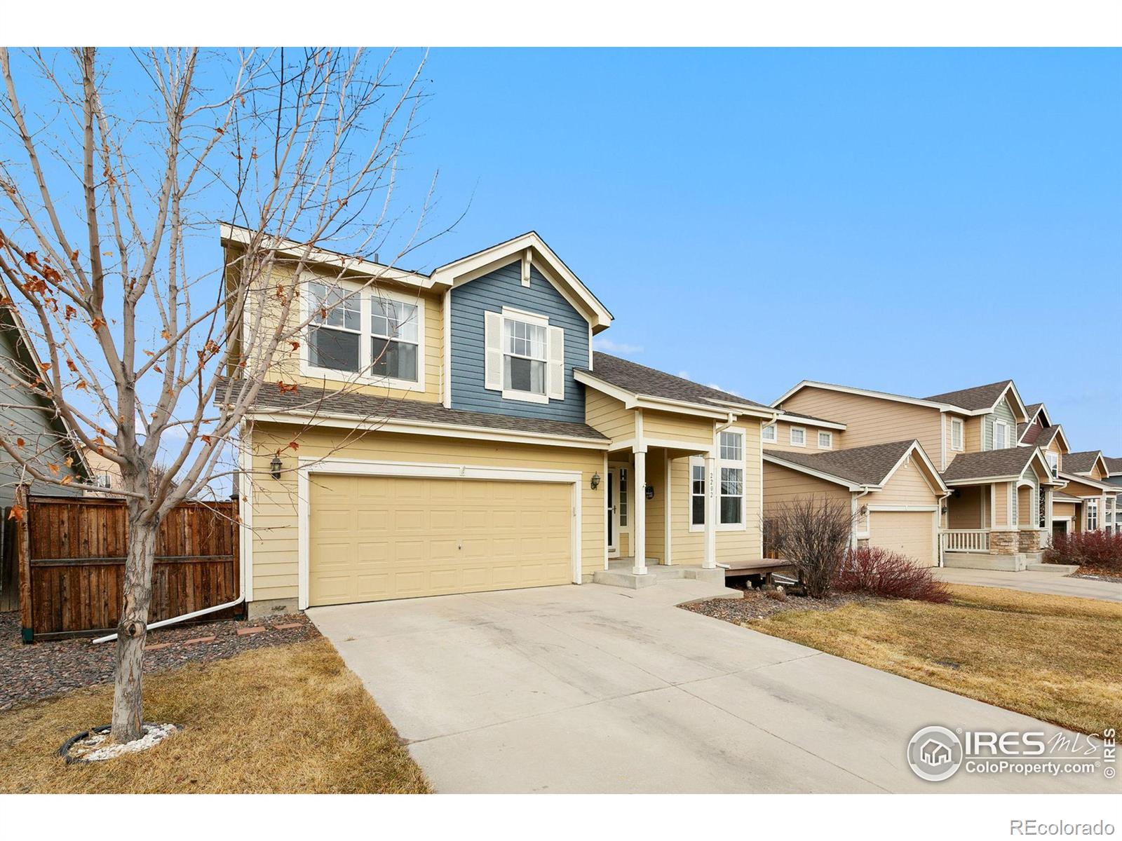 2202  Bowside Drive, fort collins MLS: 4567891002176 Beds: 4 Baths: 4 Price: $550,000