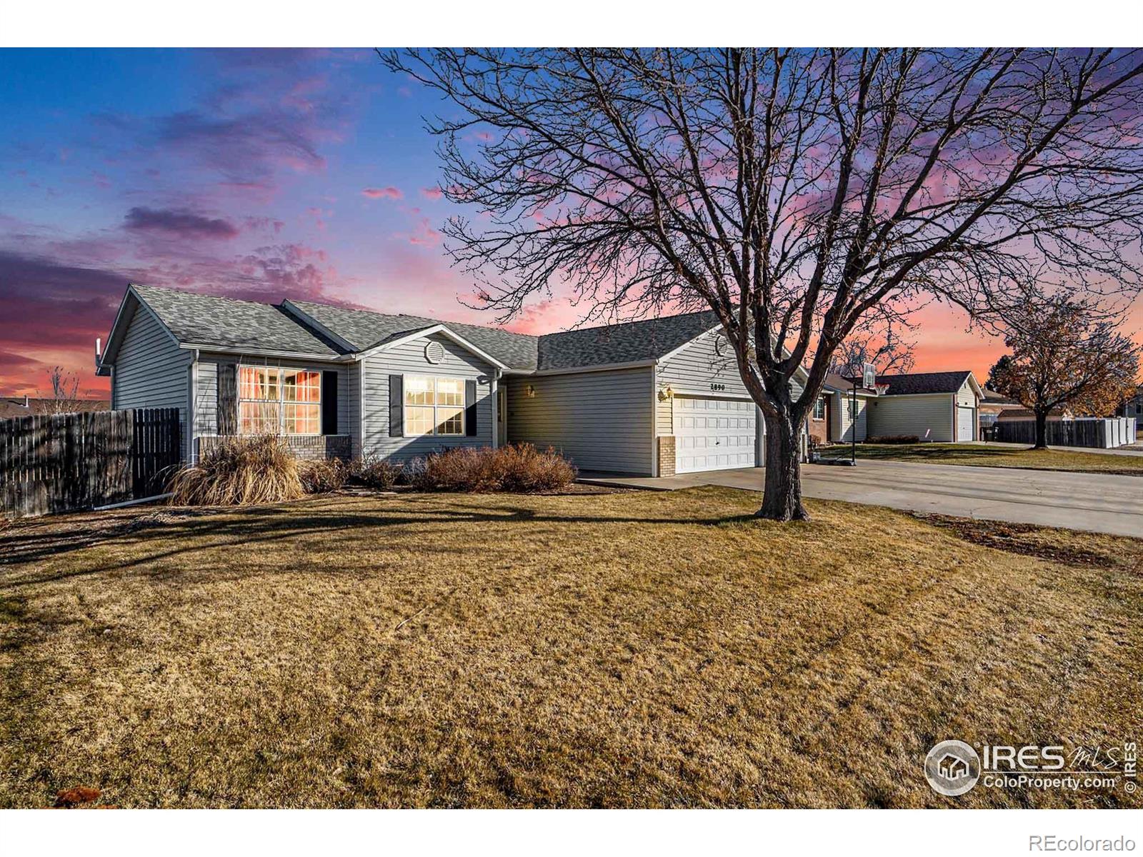 2890  43rd Avenue, greeley MLS: 4567891002462 Beds: 4 Baths: 3 Price: $489,900