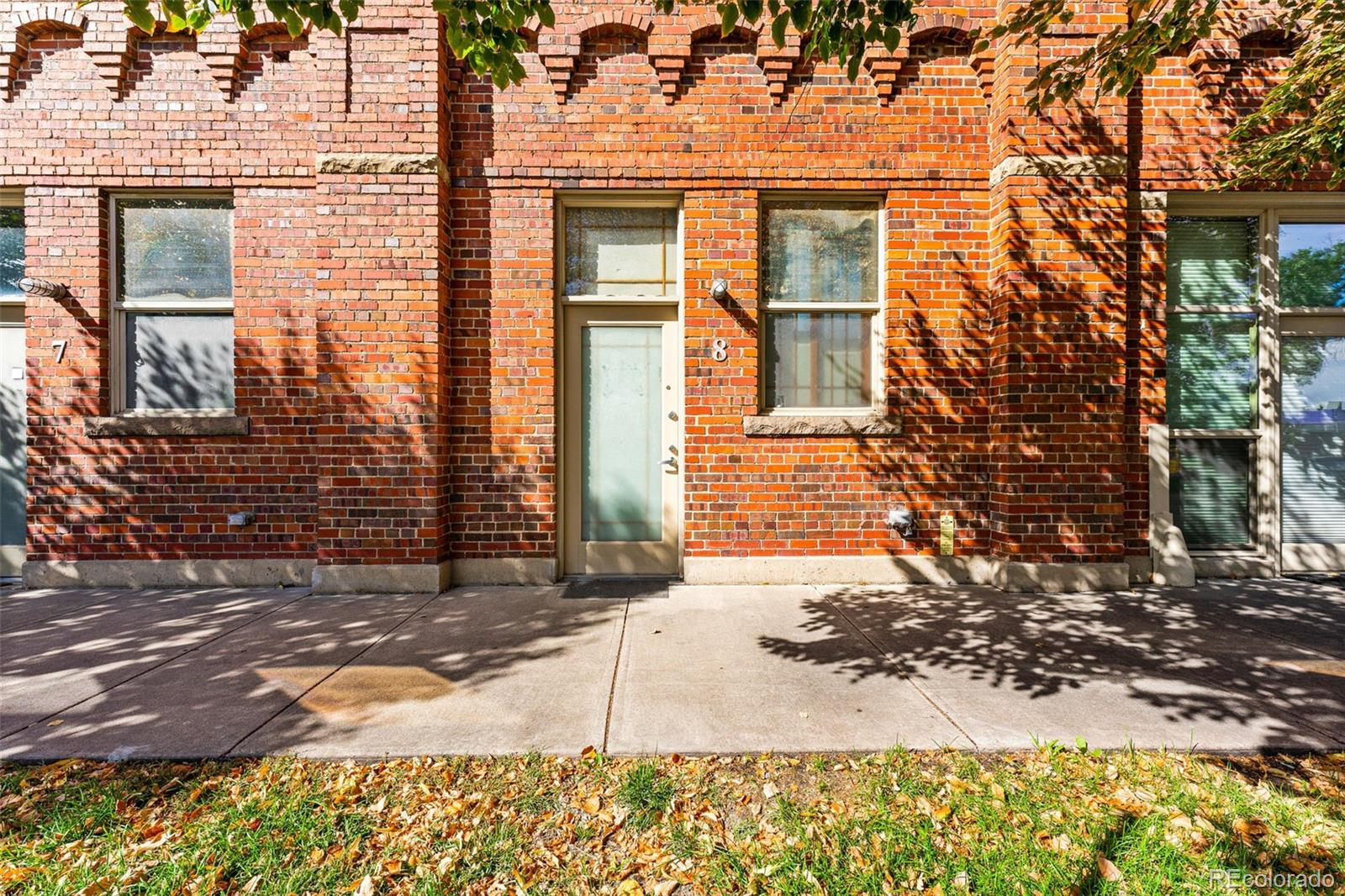 1111  osage street, Denver sold home. Closed on 2024-03-04 for $425,000.