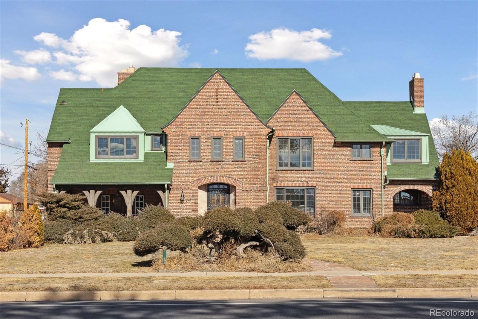 3637 E 26th Avenue Parkway, denver MLS: 2225749 Beds: 5 Baths: 4 Price: $1,250,000