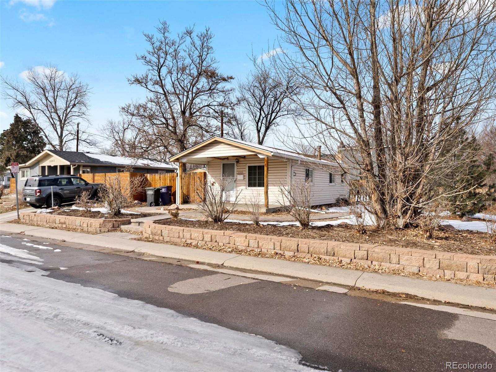 3501 w 48th avenue, Denver sold home. Closed on 2024-02-23 for $305,000.