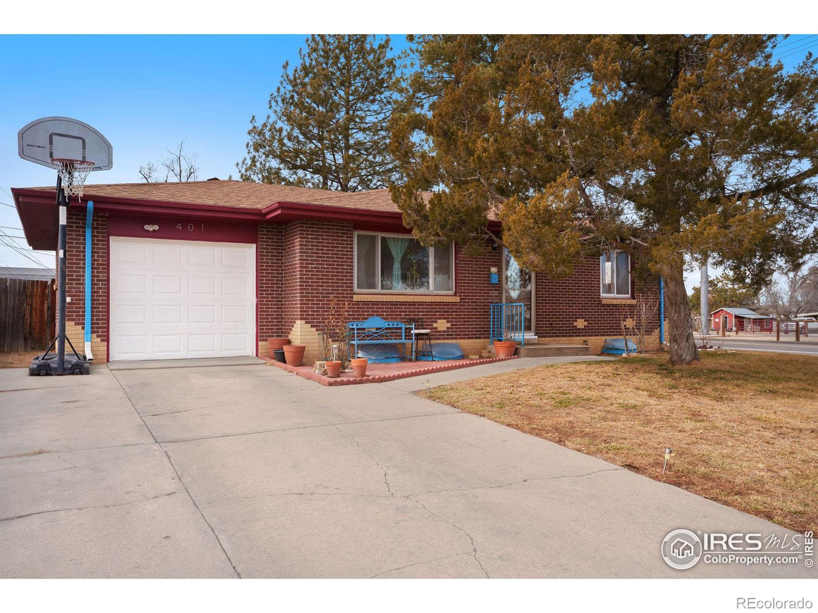 401  27th avenue, Greeley sold home. Closed on 2024-03-14 for $360,000.