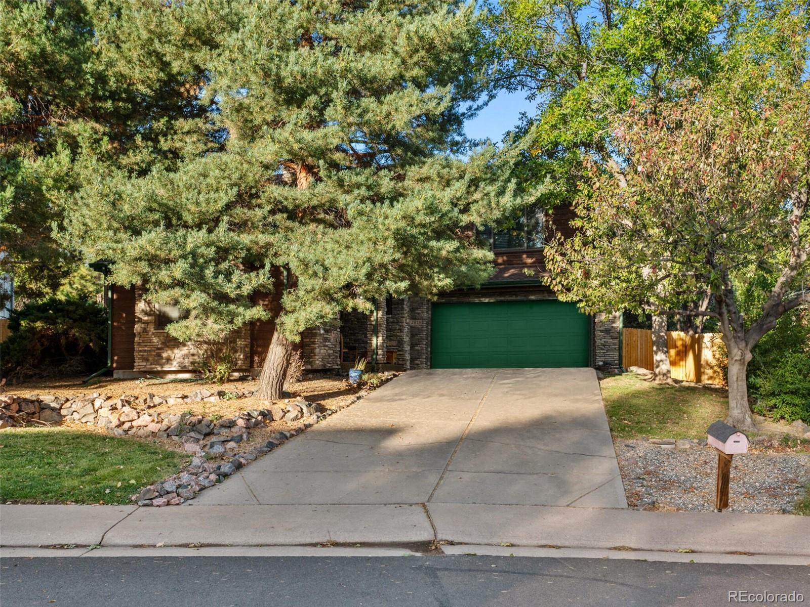 2813 s uinta street, Denver sold home. Closed on 2024-03-19 for $655,000.