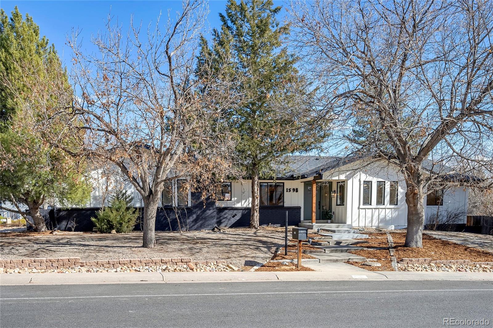 1598  aspen street, broomfield sold home. Closed on 2024-04-05 for $1,100,000.