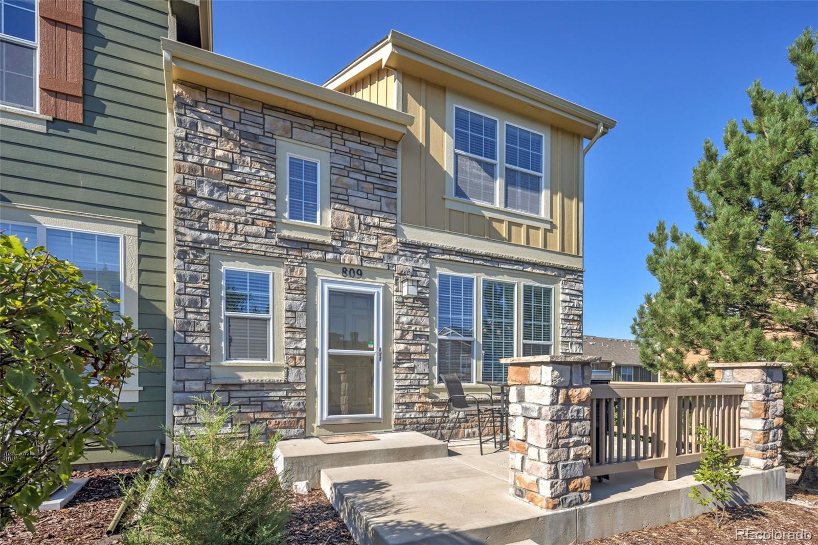 809  stony mesa place, castle rock sold home. Closed on 2024-04-17 for $470,000.