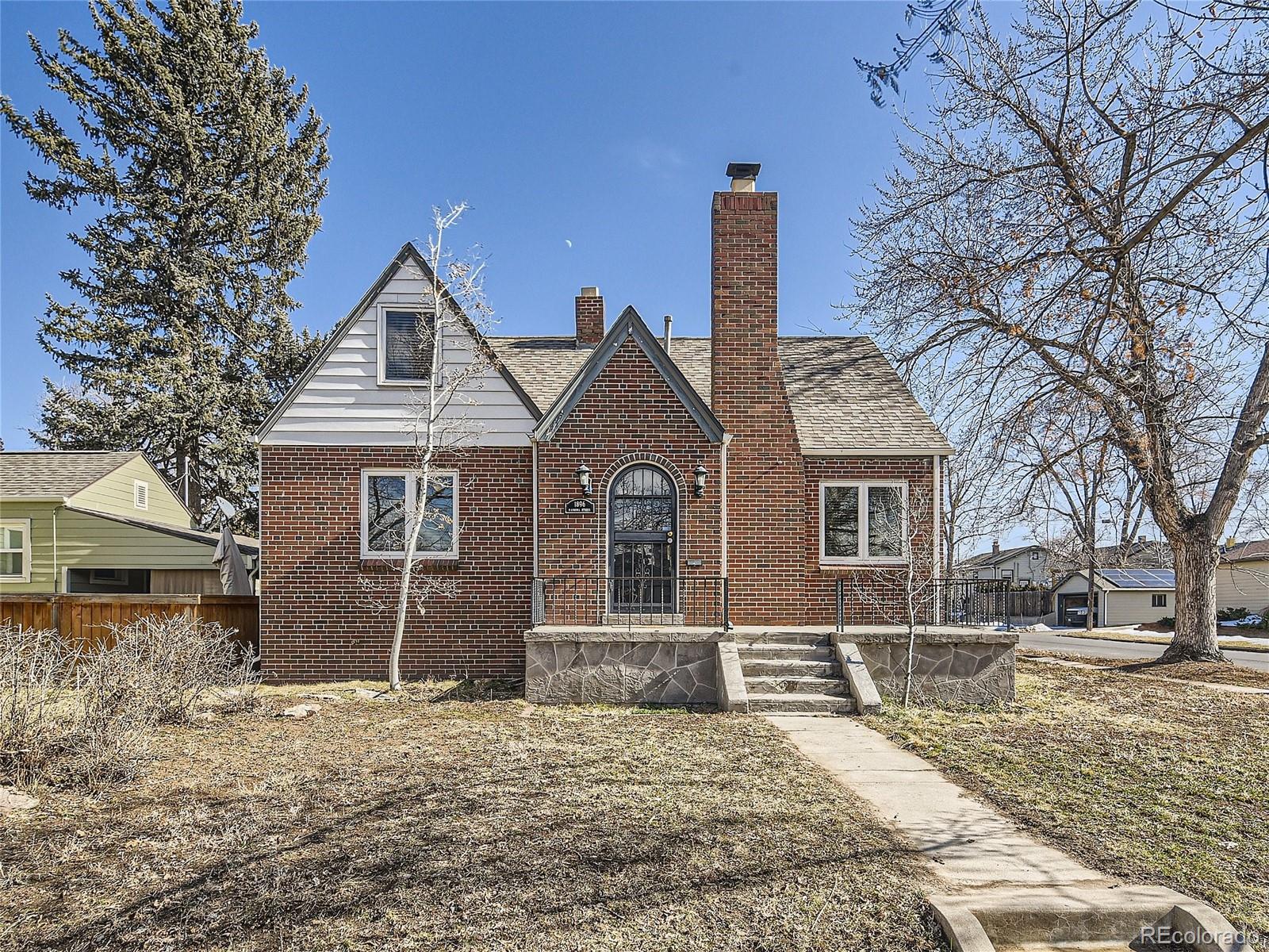 1896 S Corona Street, denver MLS: 7677027 Beds: 4 Baths: 3 Price: $899,000