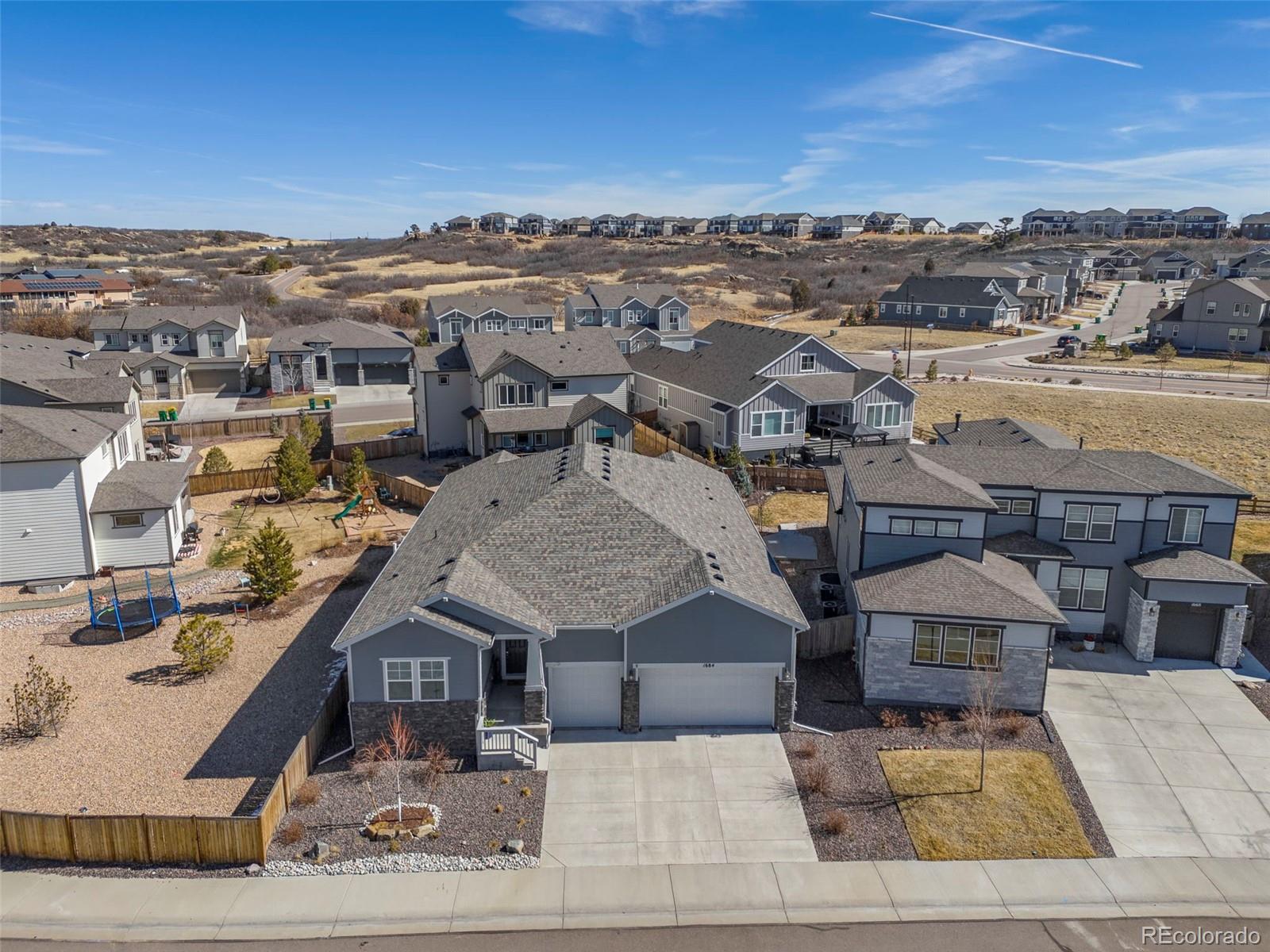 1684  Augustine Drive, castle rock MLS: 3233080 Beds: 4 Baths: 4 Price: $799,900