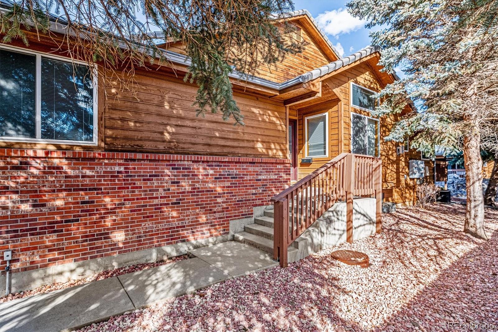 11840 W 66th Place D, Arvada  MLS: 7636697 Beds: 2 Baths: 2 Price: $474,900