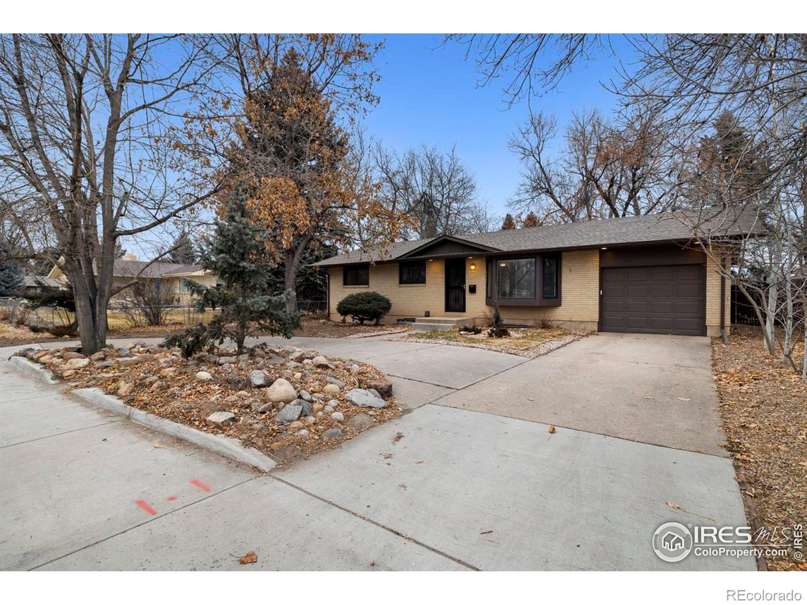 404 e drake road, fort collins sold home. Closed on 2024-04-08 for $535,000.