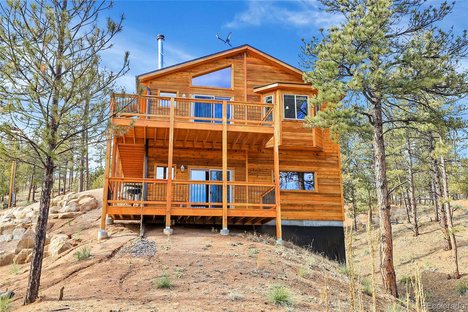 16348  Ouray Road, pine MLS: 5115301 Beds: 2 Baths: 1 Price: $675,000
