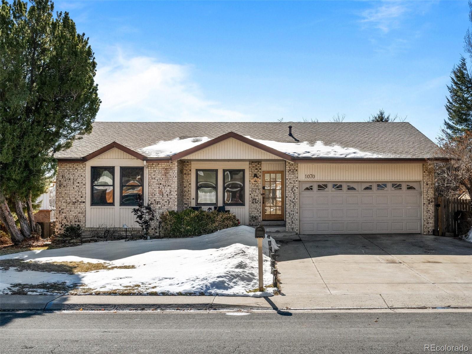 1070 E 15th Avenue, broomfield MLS: 9018040 Beds: 4 Baths: 3 Price: $699,000