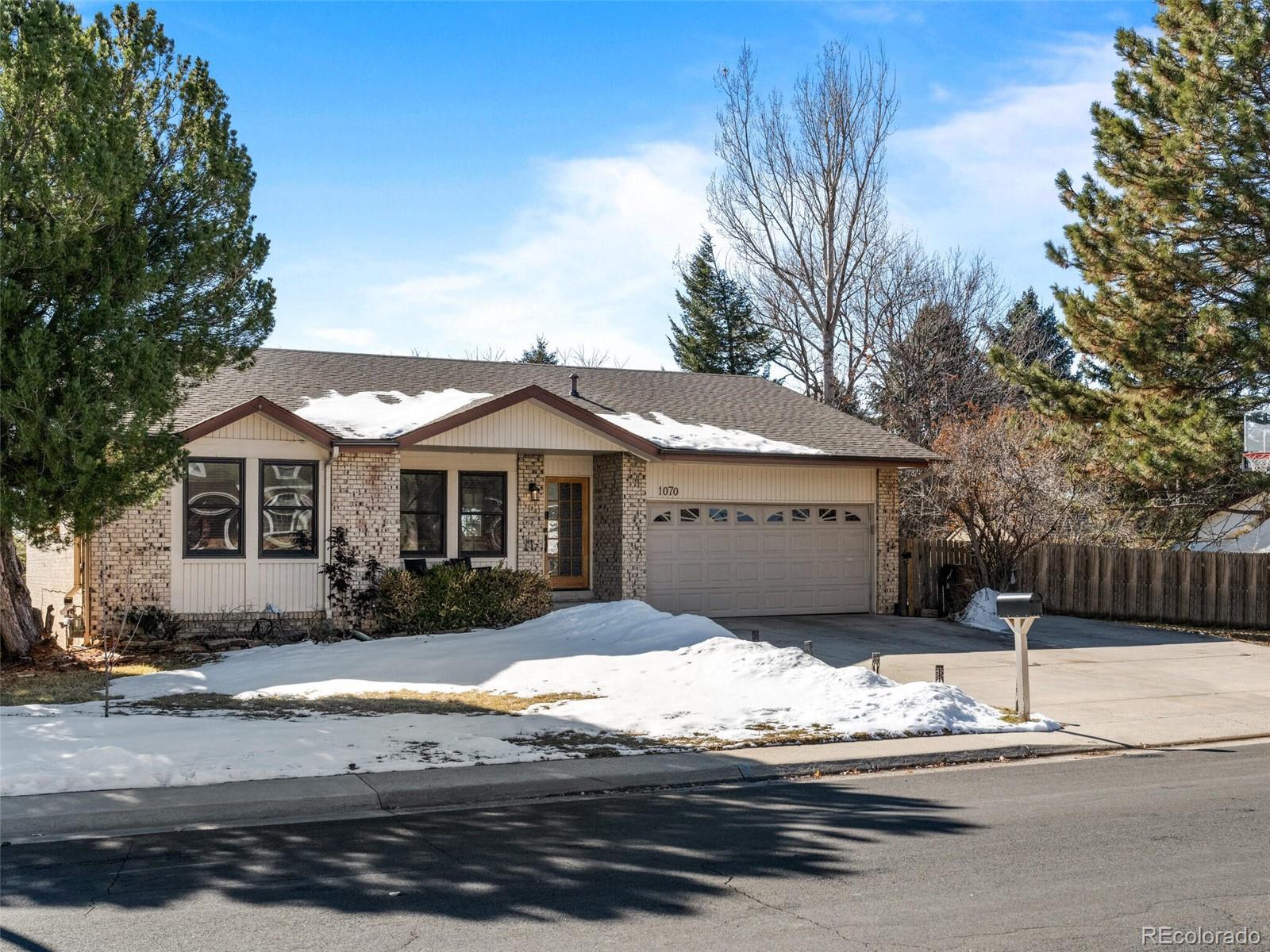 1070 e 15th avenue, broomfield sold home. Closed on 2024-05-01 for $670,000.