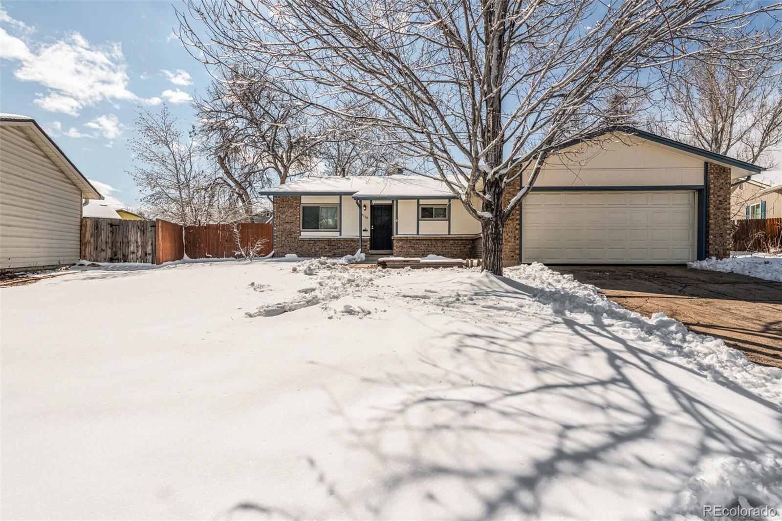 8718 w 86th avenue, Arvada sold home. Closed on 2024-04-15 for $530,000.