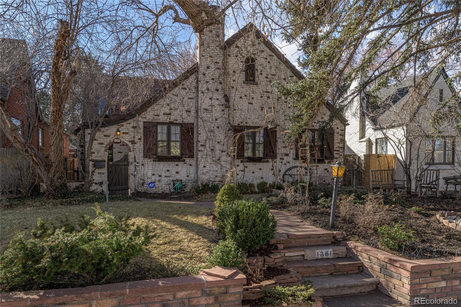 1361  cherry street, Denver sold home. Closed on 2024-04-25 for $1,120,000.