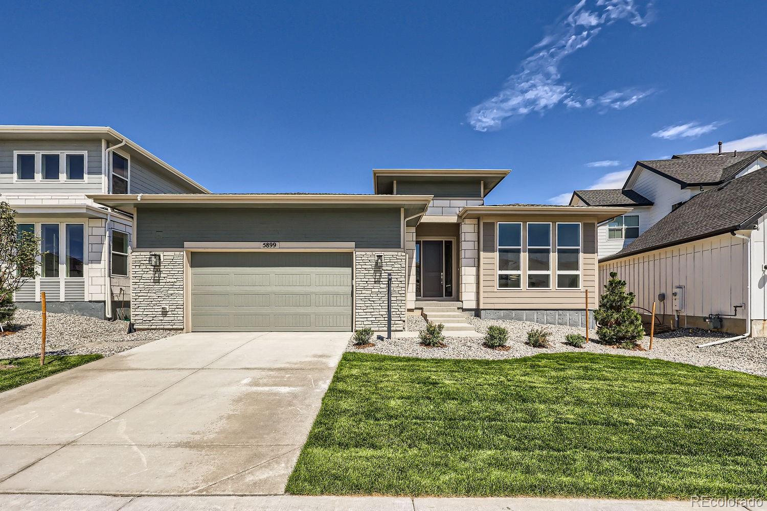 5899  Tesoro Point, parker MLS: 3556735 Beds: 2 Baths: 3 Price: $825,000