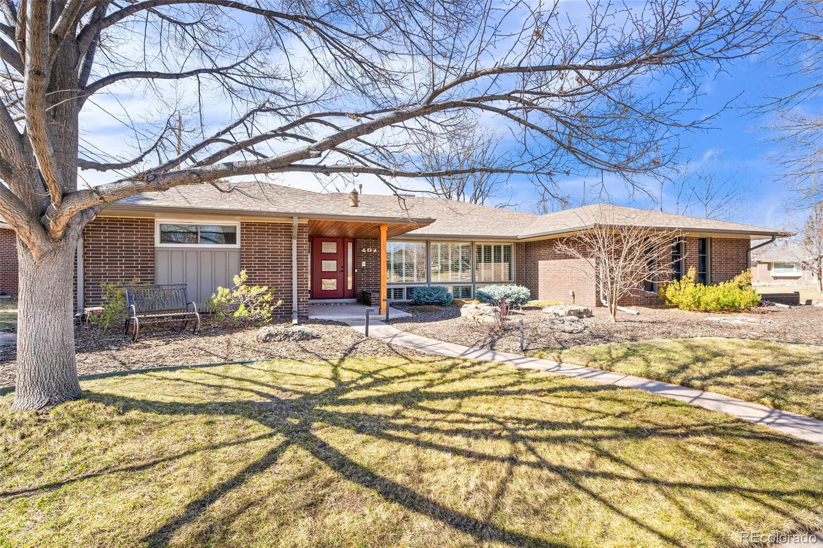 401 s magnolia street, Denver sold home. Closed on 2024-03-26 for $1,280,000.