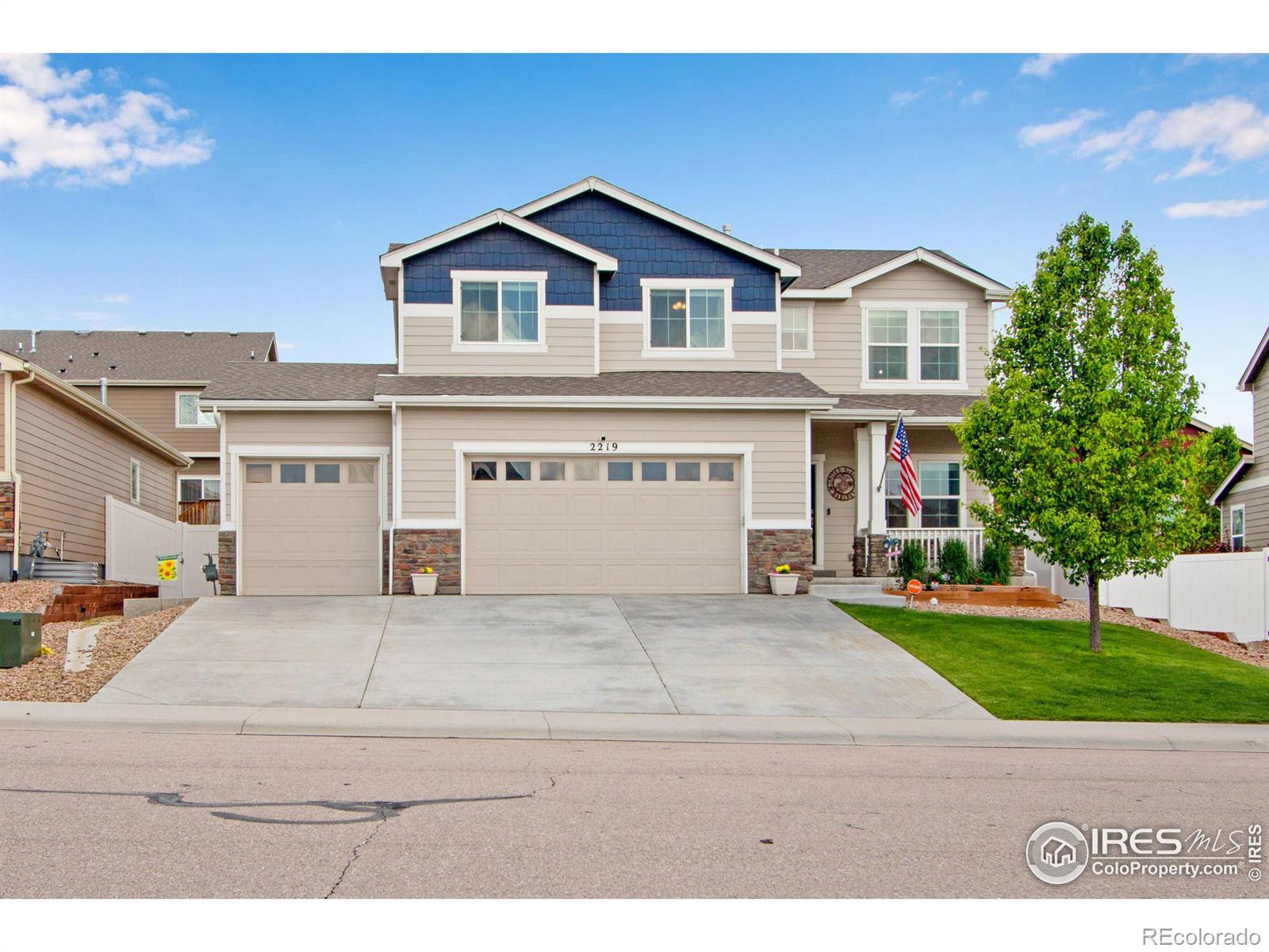 2219  74th Avenue, greeley MLS: 4567891003897 Beds: 5 Baths: 4 Price: $545,000
