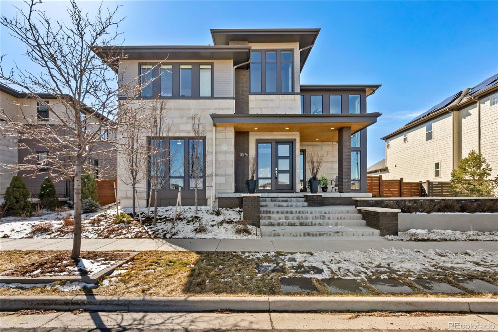 8576 e 51st avenue, Denver sold home. Closed on 2024-04-12 for $1,530,000.