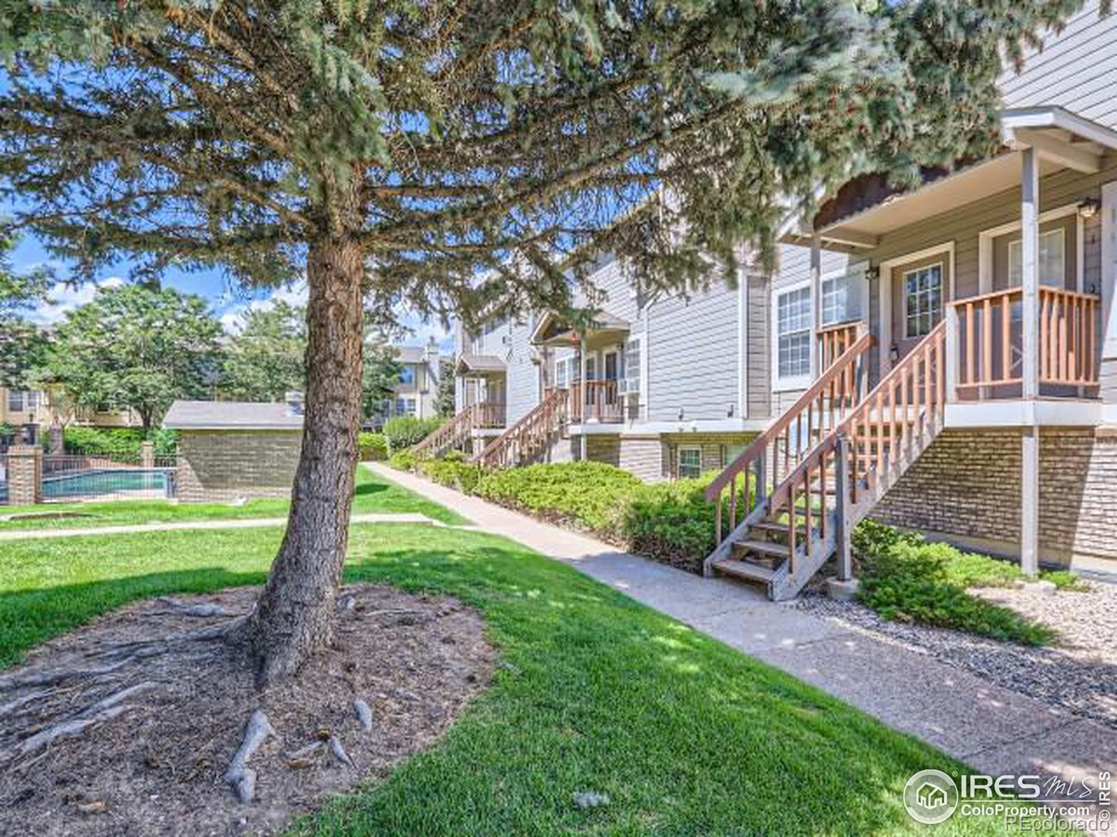 3200  Azalea Drive, fort collins MLS: 4567891003979 Beds: 2 Baths: 2 Price: $320,000