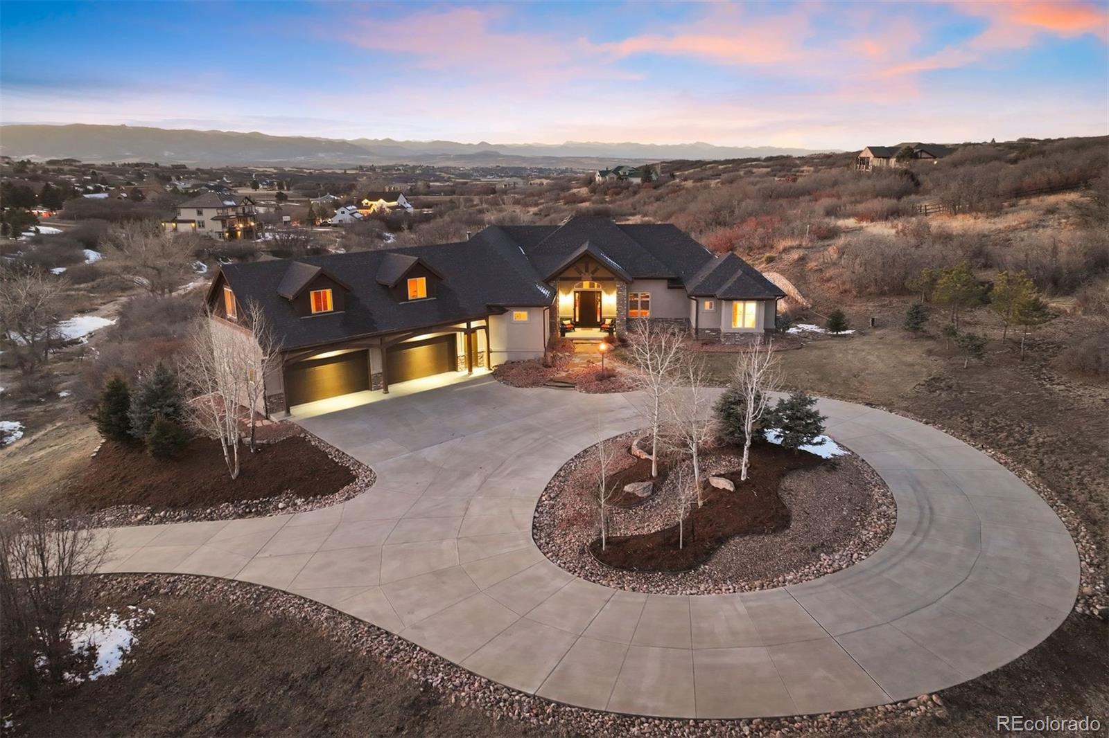 2208  Stevens Court, castle rock MLS: 2242246 Beds: 4 Baths: 5 Price: $1,950,000