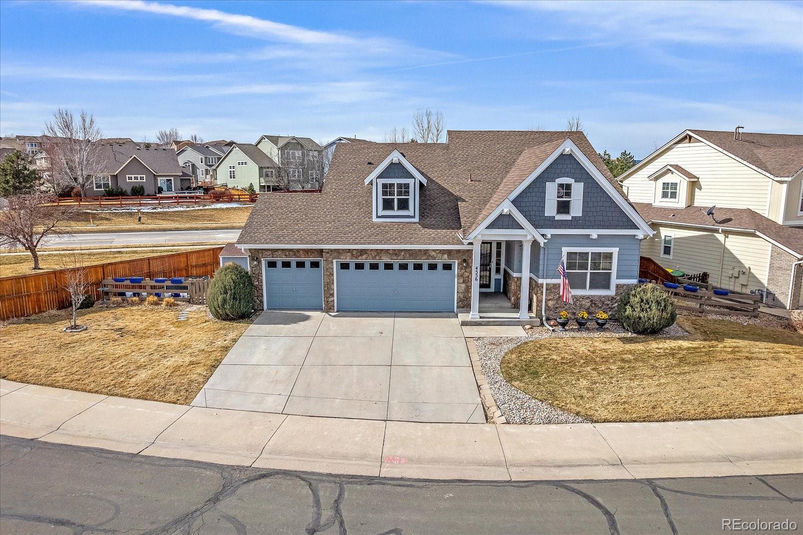 4556  Sunridge Terrace Drive, castle rock MLS: 2602735 Beds: 4 Baths: 3 Price: $675,000