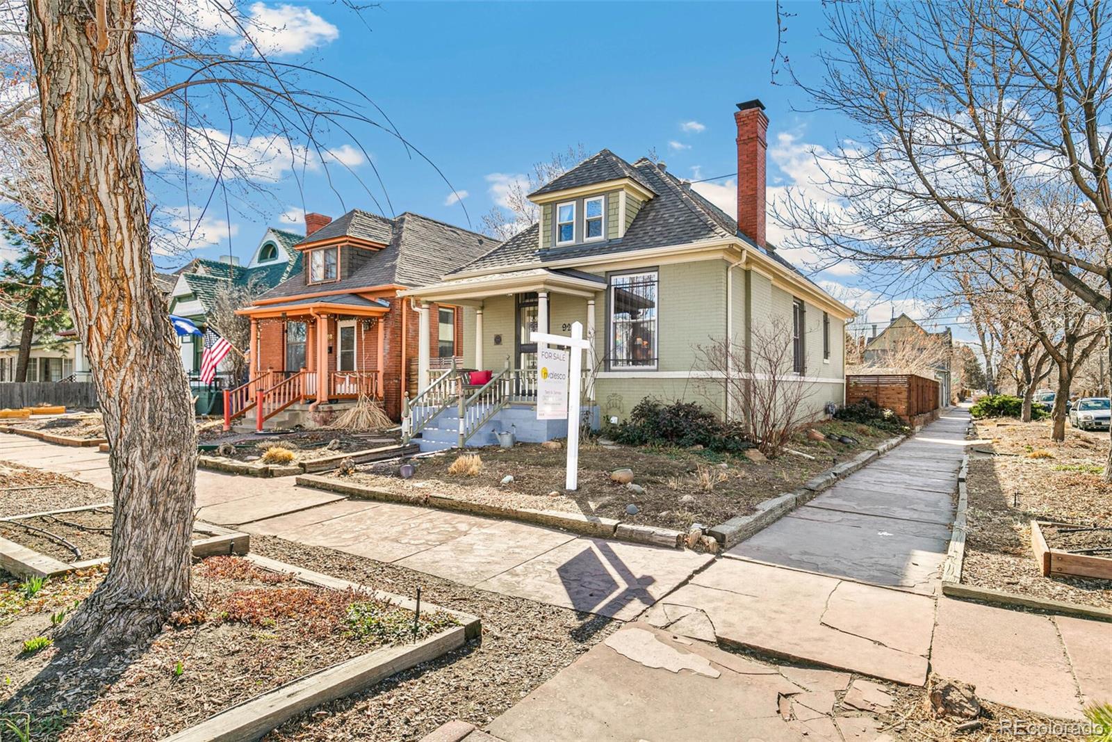 92 w maple avenue, denver sold home. Closed on 2024-04-01 for $695,000.