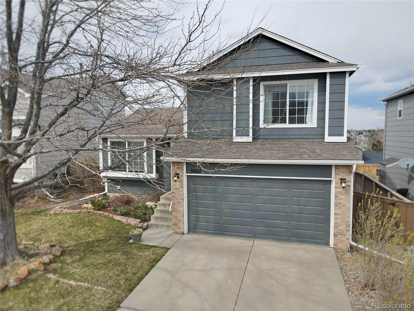 9607  Autumnwood Place, highlands ranch MLS: 8432699 Beds: 3 Baths: 2 Price: $585,000