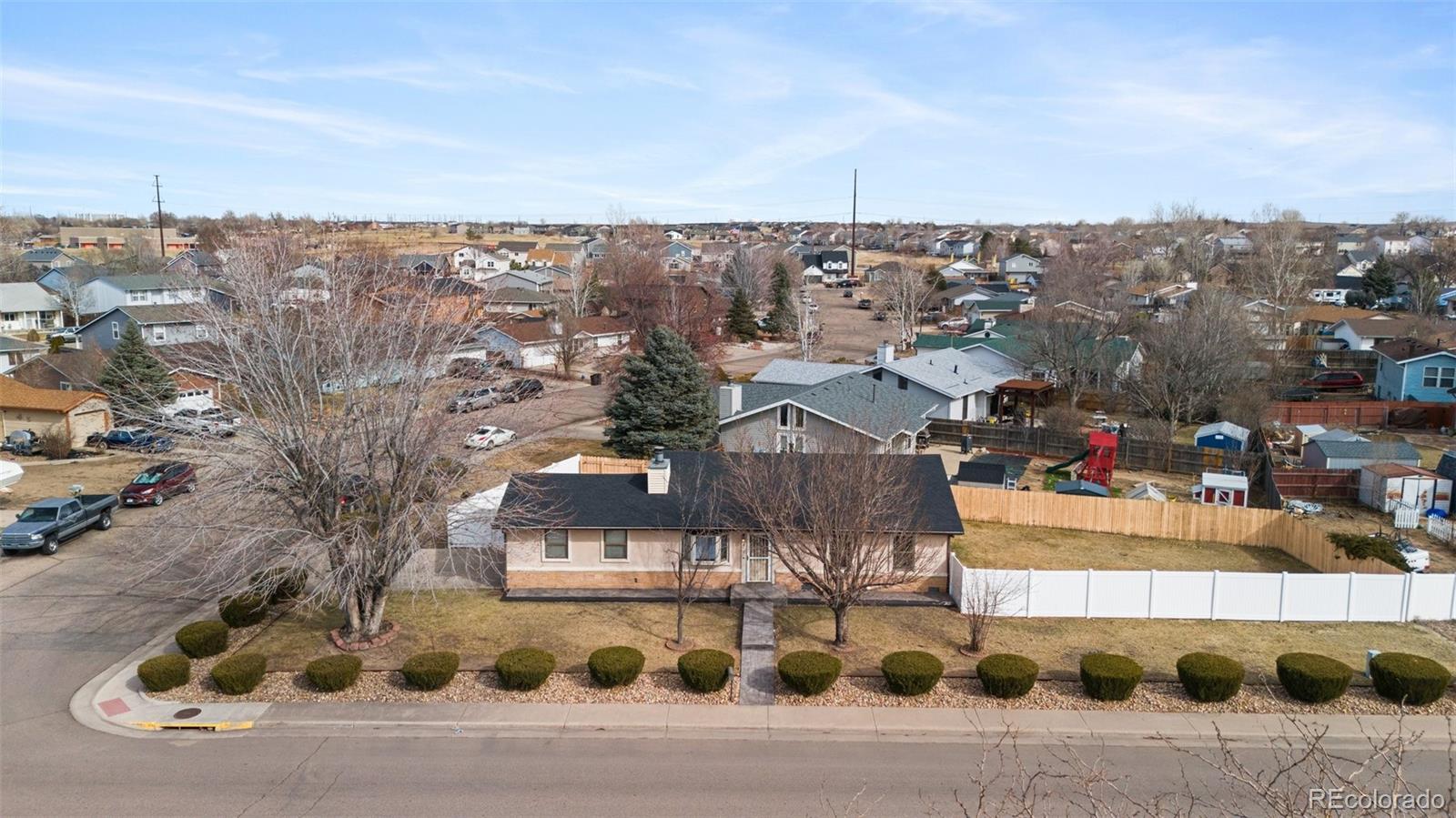 412  Rollie Avenue, fort lupton MLS: 1673870 Beds: 3 Baths: 2 Price: $425,000