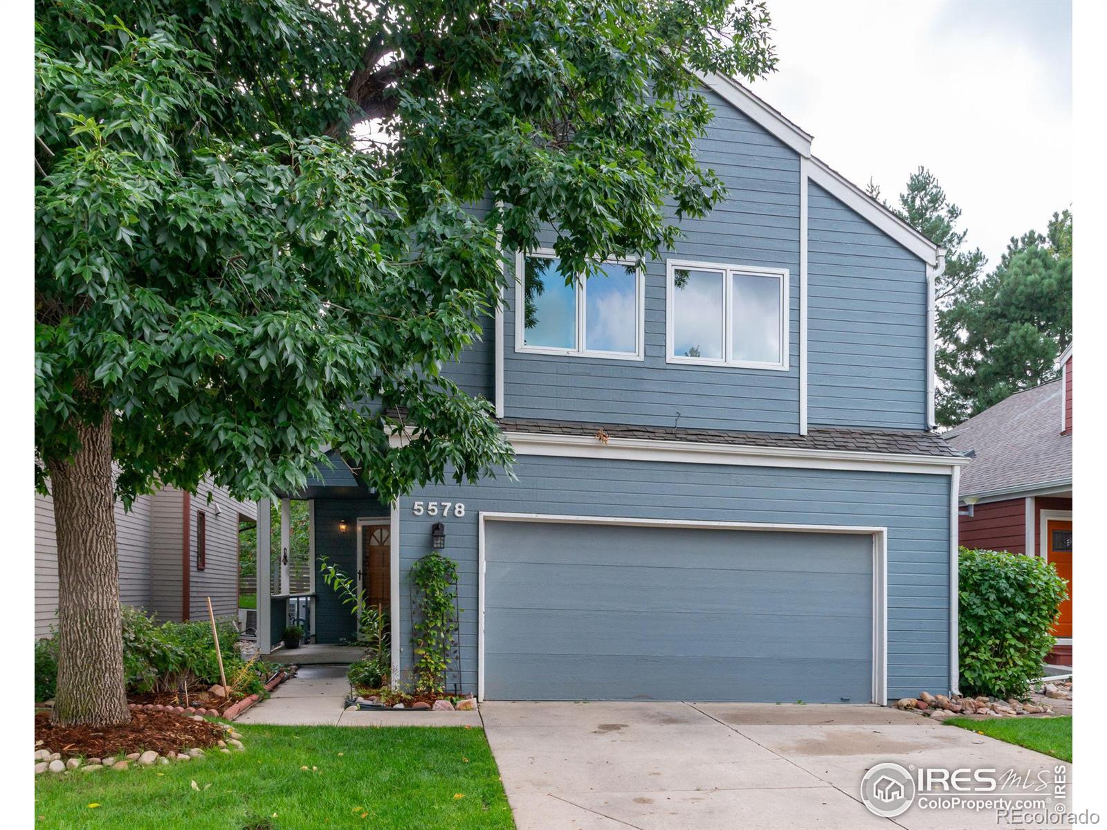 5578  Stonewall Place, boulder MLS: 4567891004216 Beds: 5 Baths: 4 Price: $1,049,990