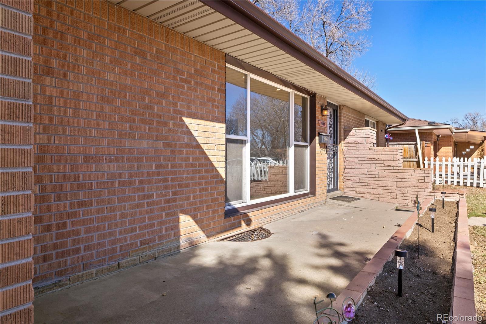 1997 s quitman street, denver sold home. Closed on 2024-04-25 for $545,000.