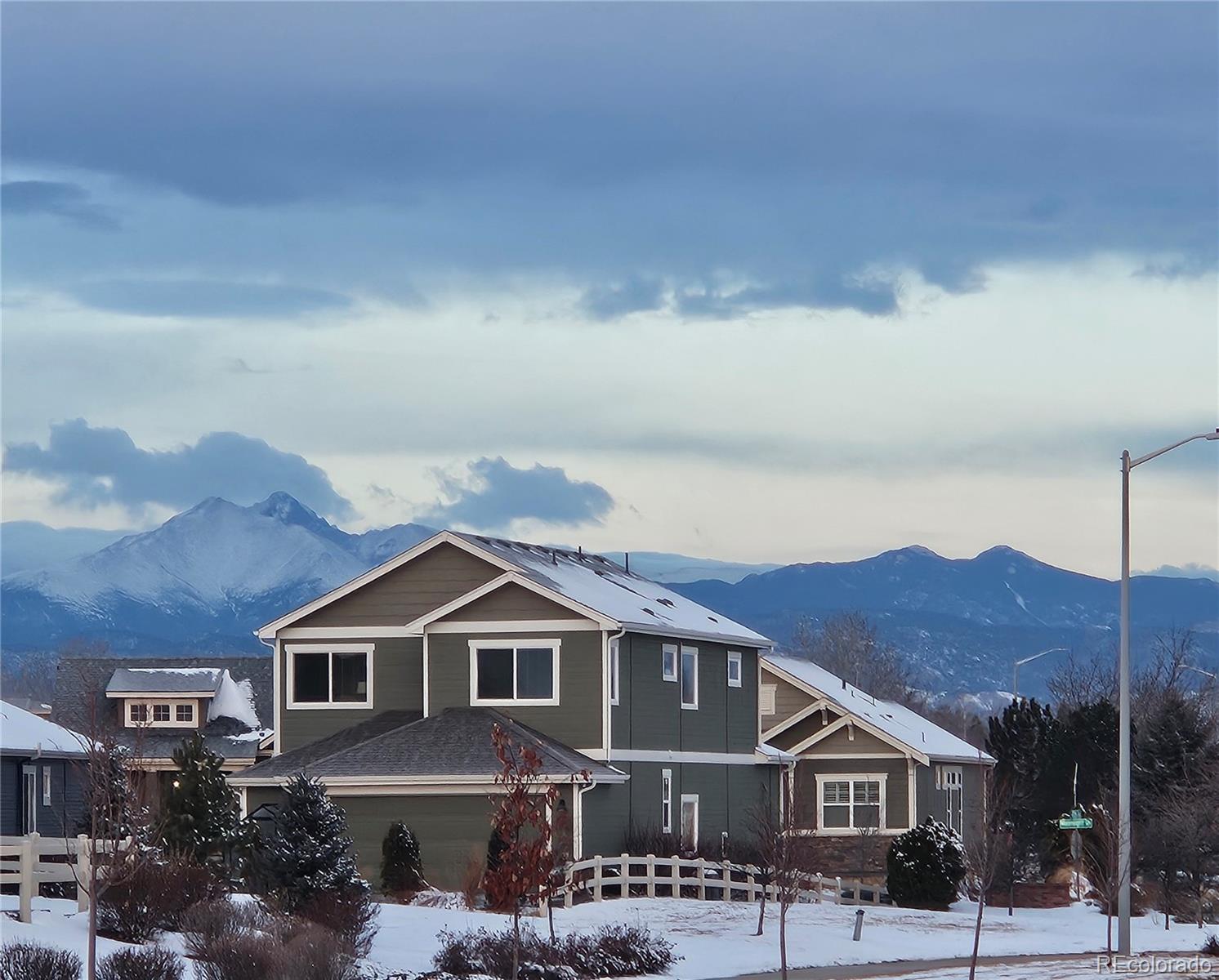 1610  Moonlight Drive, longmont MLS: 6484814 Beds: 5 Baths: 3 Price: $747,000