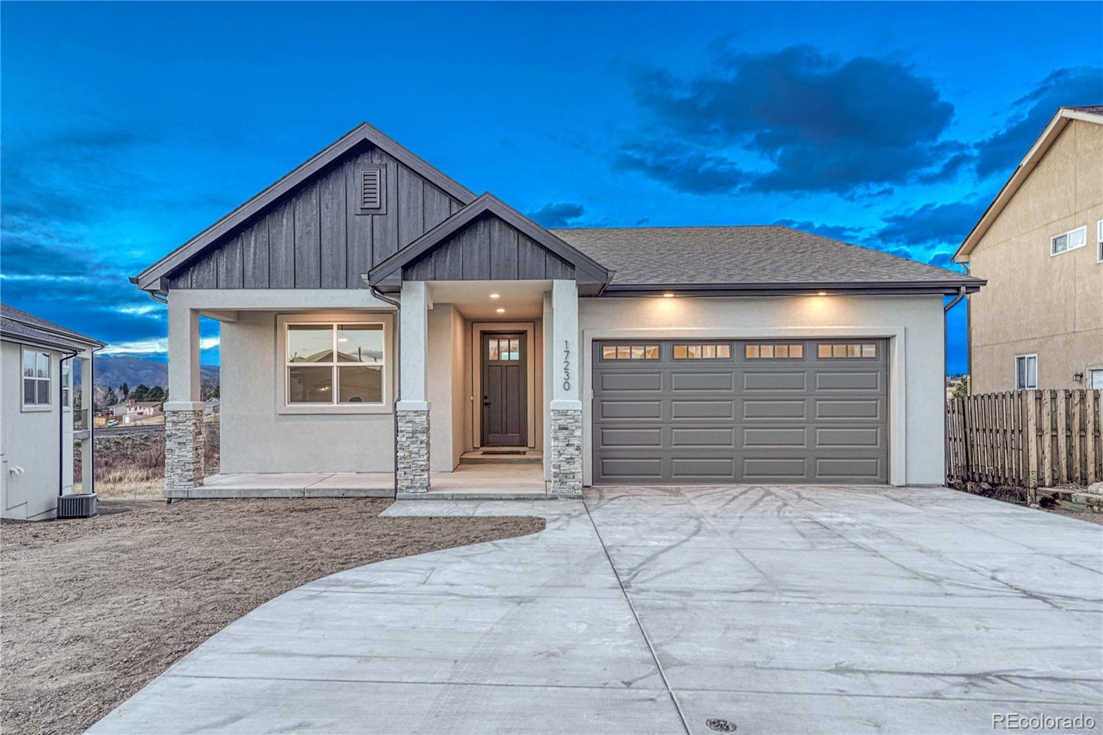 17230  park trail drive, Monument sold home. Closed on 2024-04-03 for $775,000.